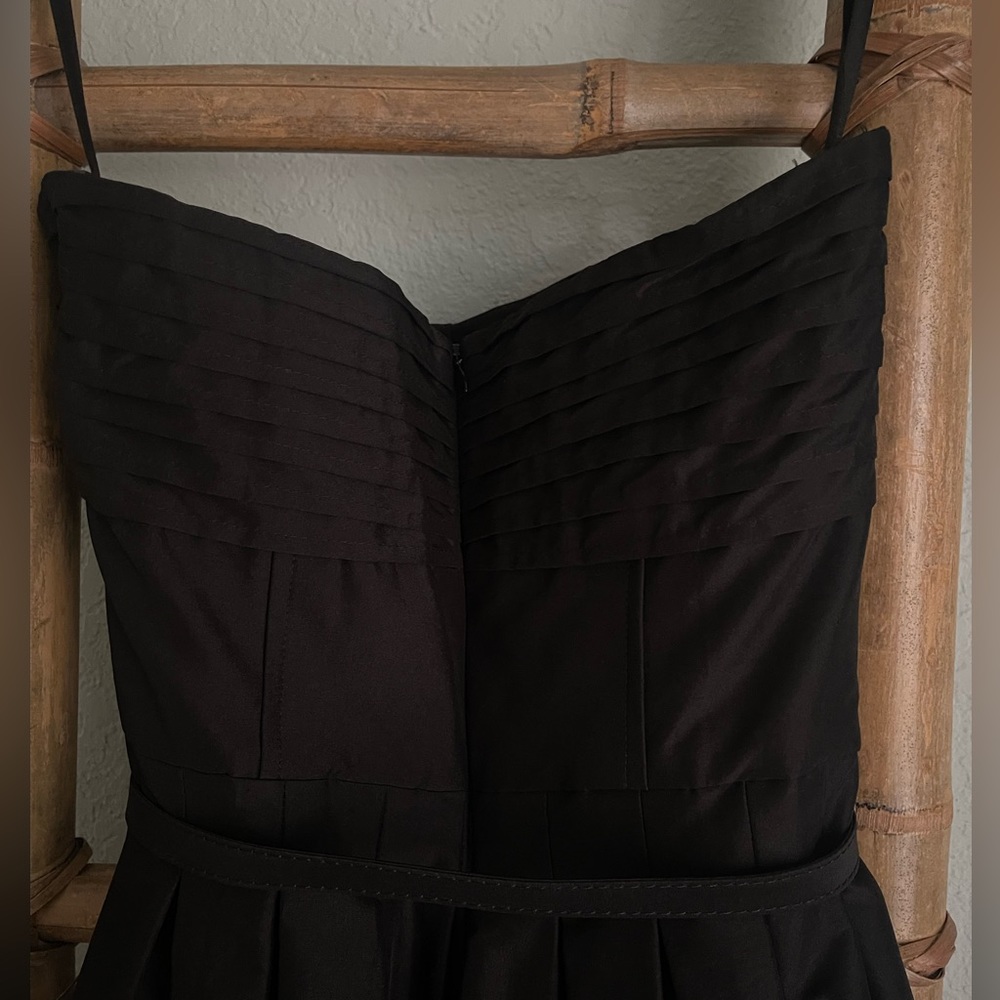Classy black strapless dress with thin belt - Picture 7 of 7